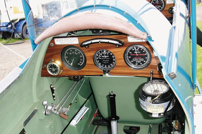 tiger moth, tiger moth flight experience, flight experience, father's day gift, anniversary gift, hot air balloon flight, RAFBF, RAF Benevolent Fund